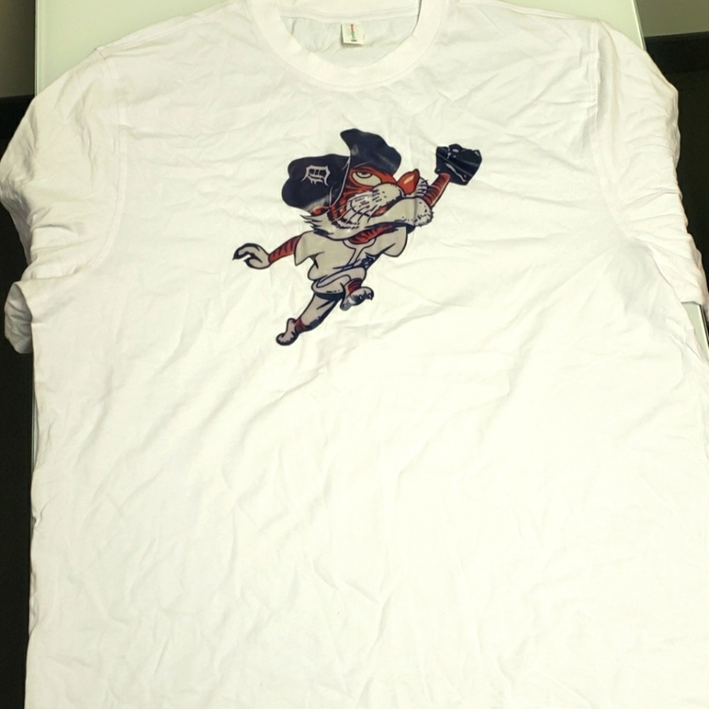 Detroit Tigers 🐯 shits and hoodies
